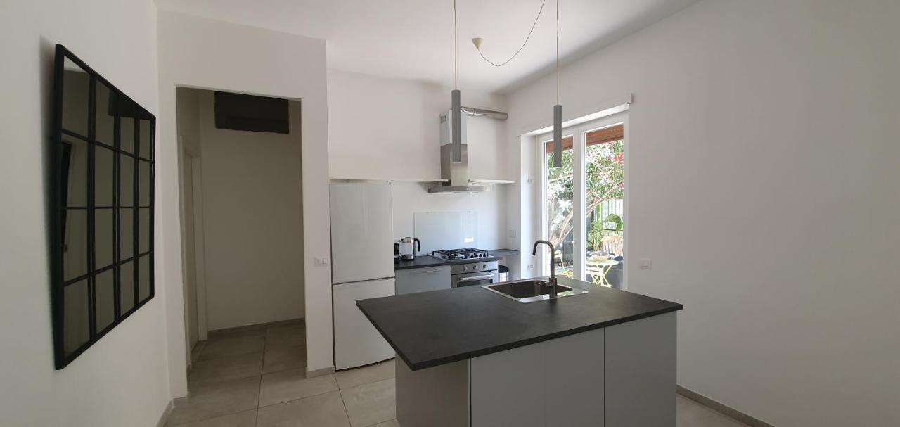 Trastevere Marlu Garden House Apartment Rome Bagian luar foto